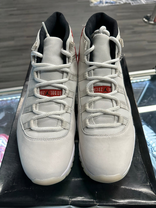 2018 Air Jordan Retro  11 "Platinum Tint"