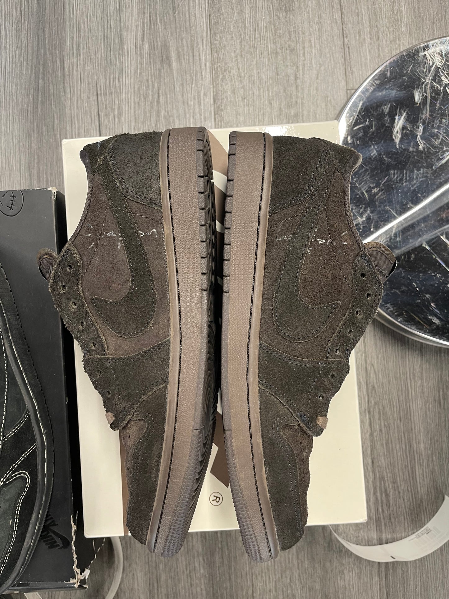 2024 Air Jordan Retro 1 Low "Travis Scott Velvet Brown"