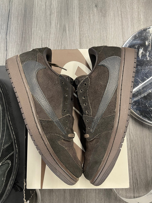 2024 Air Jordan Retro 1 Low "Travis Scott Velvet Brown"