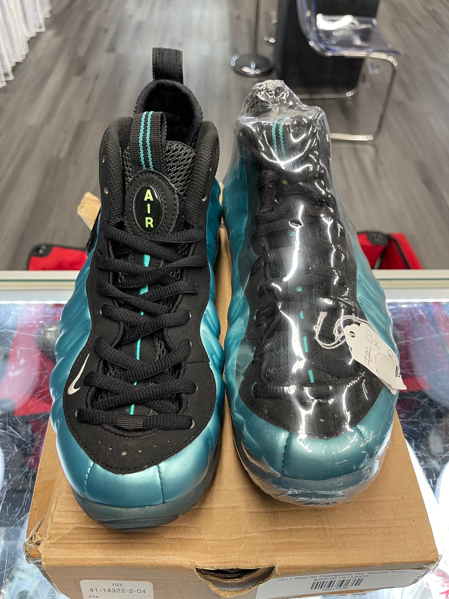2011 Nike Air Foamposite Pro "Electric Blue"