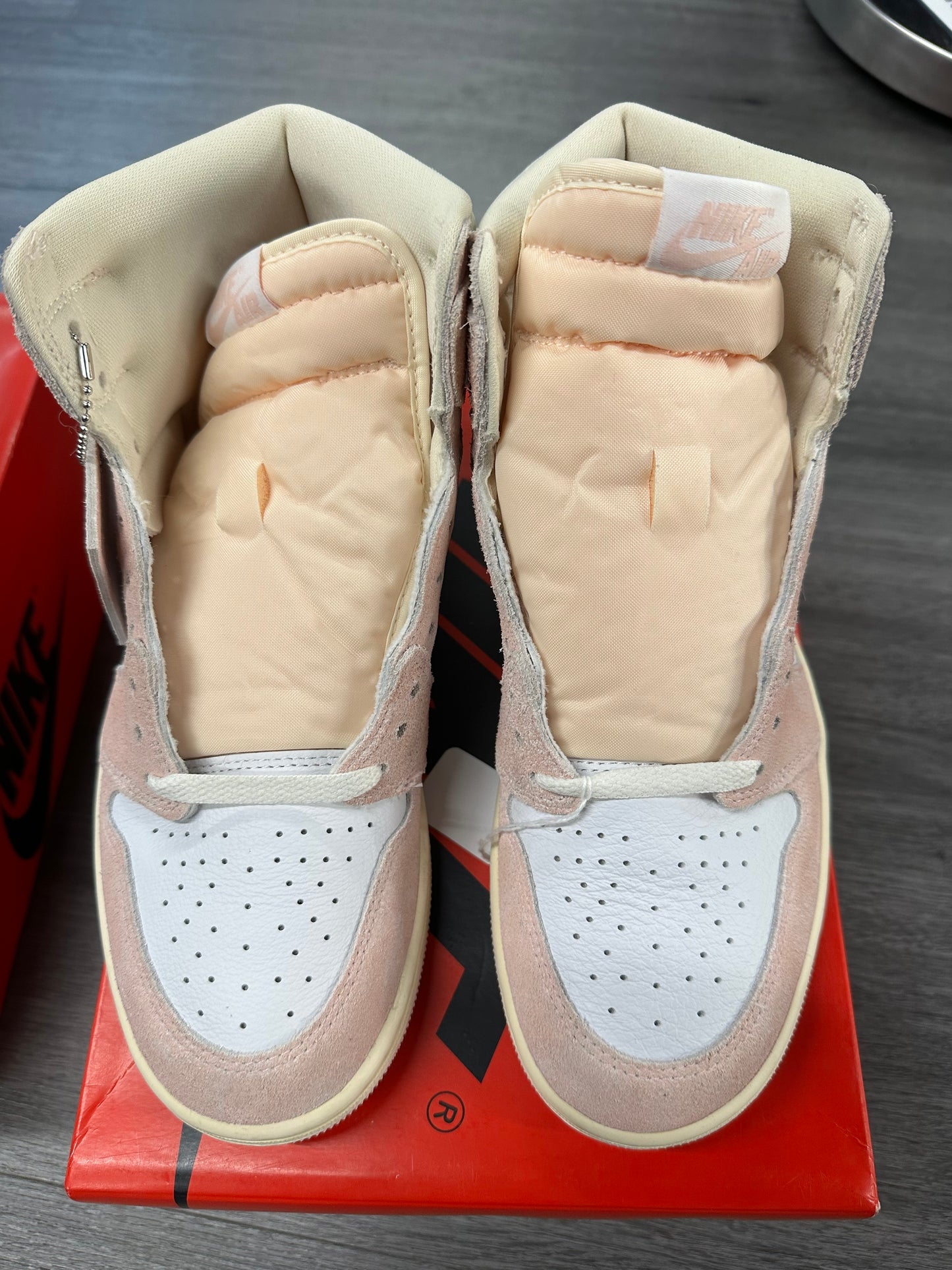 2023 Air Jordan Retro 1 High "Washed Pink" (W)