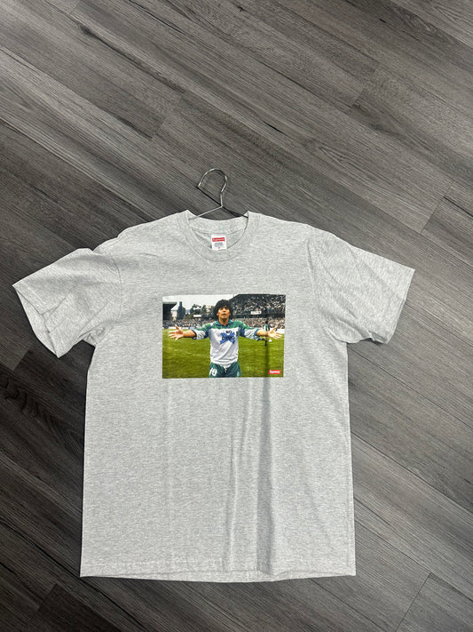 Supreme Tee “Mardona”