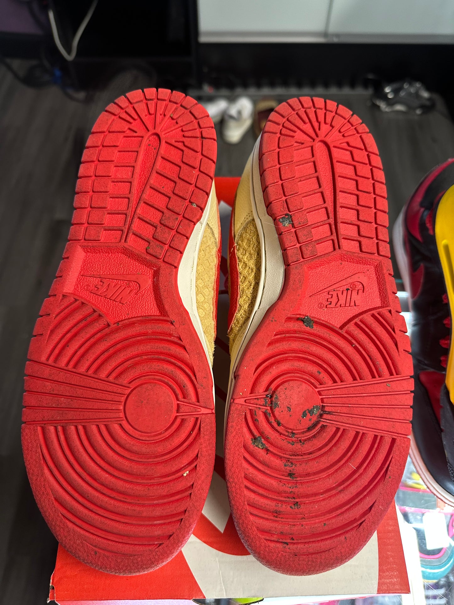 2024 Nike Dunk Low "Strawberry Waffle"