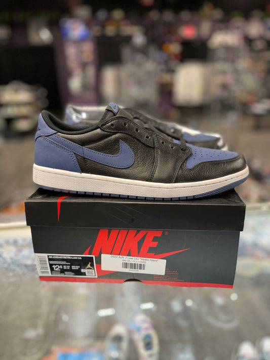 2022 Air Jordan Retro 1 Low OG "Mystic Navy"