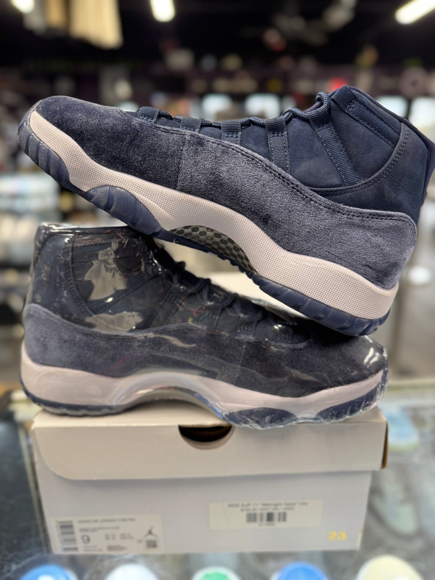 2022 Air Jordan Retro 11 "Midnight Navy" (W)