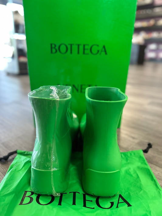 Bottega Veneta Puddle Boots "Green"