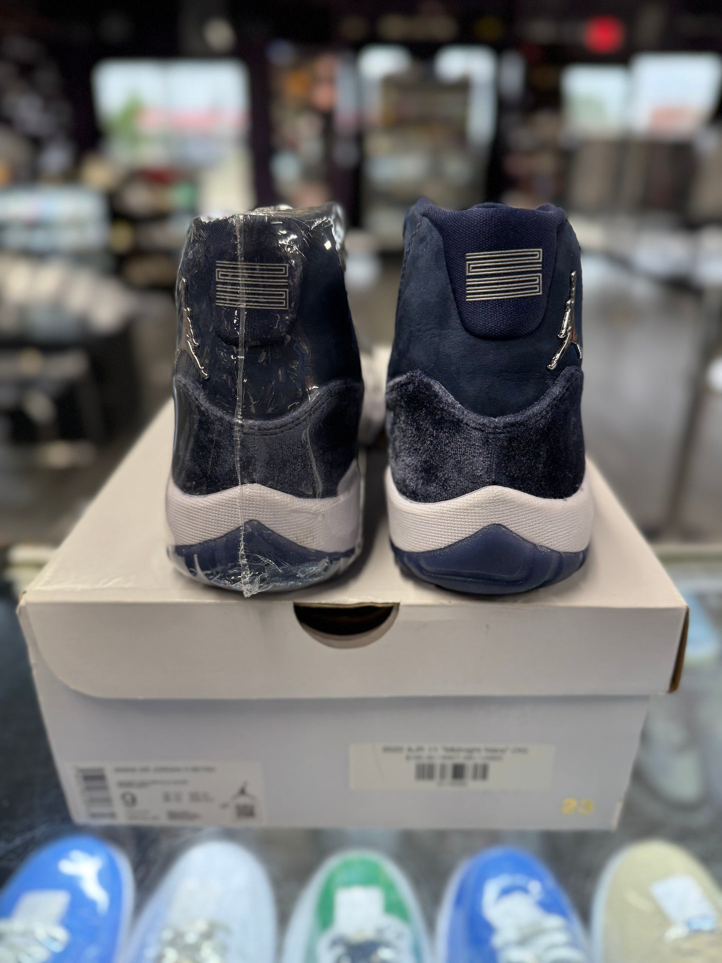 2022 Air Jordan Retro 11 "Midnight Navy" (W)