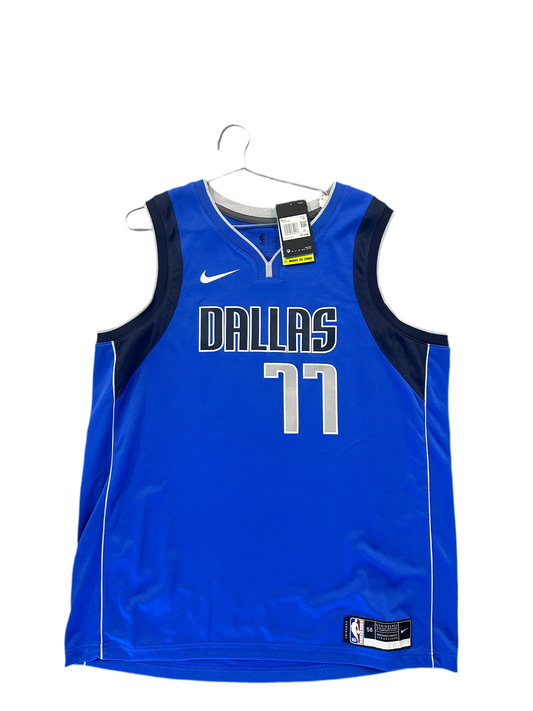 Dallas Mavericks Jersey "Luka"
