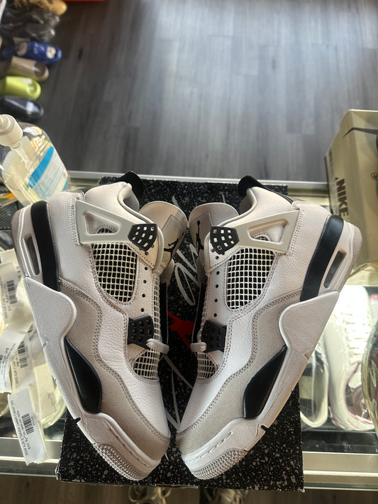 2022 Air Jordan Rertro 4 "Military Black"