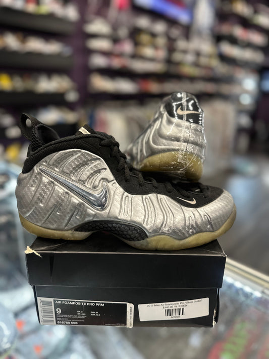 2017 Nike Air Foamposite Pro "Silver Surfer"