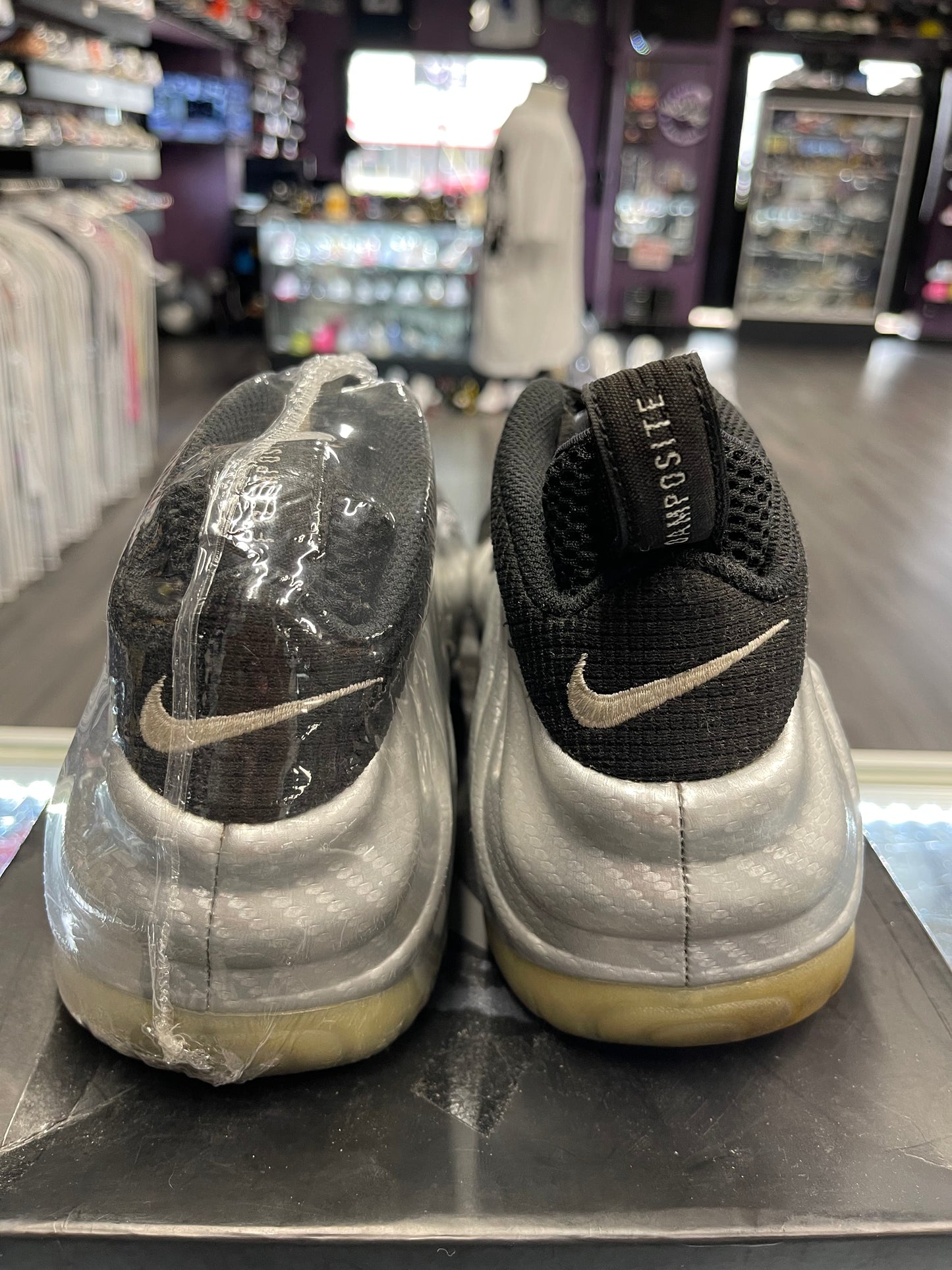 2017 Nike Air Foamposite Pro "Silver Surfer"