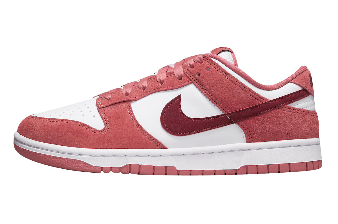 2024 Nike Dunk Low "Valentine's Day" (W)