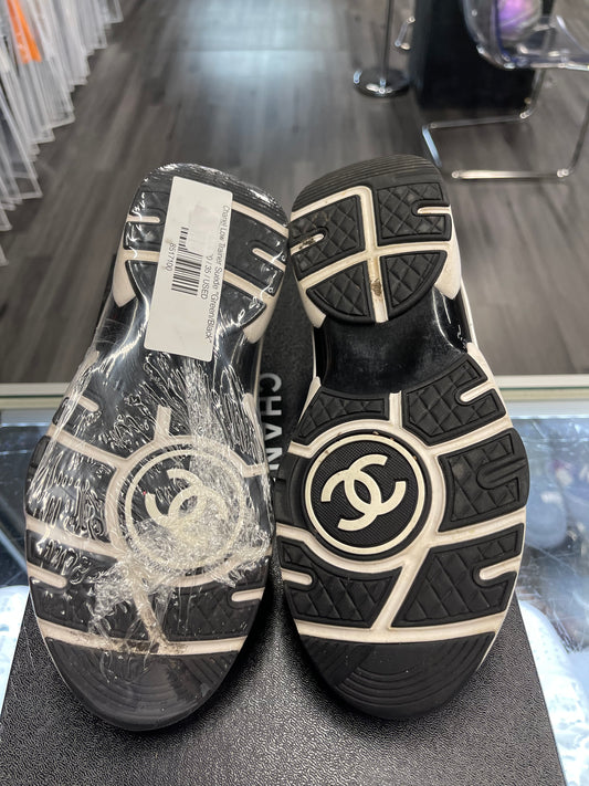 Chanel Low Trainer Suede "Green/Black"