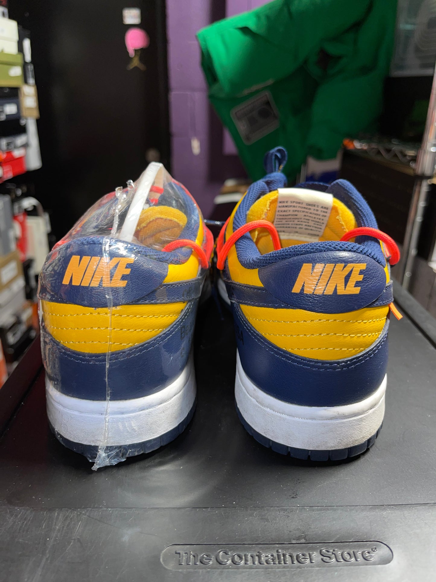 2019 Nike Dunk low "Off-White University Gold"
