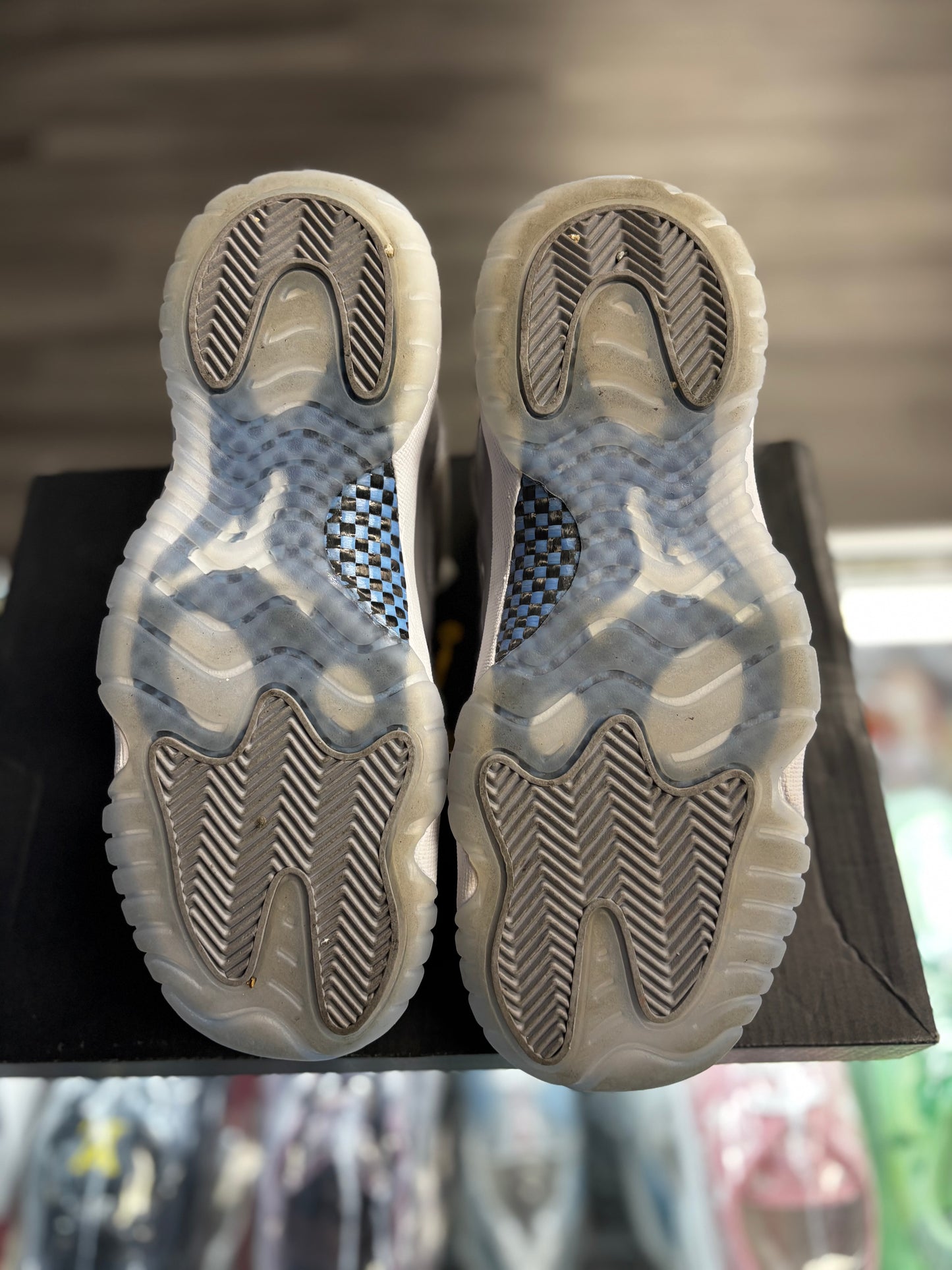 2023 Air Jordan Retro Low 11 "Cement Grey" (GS)