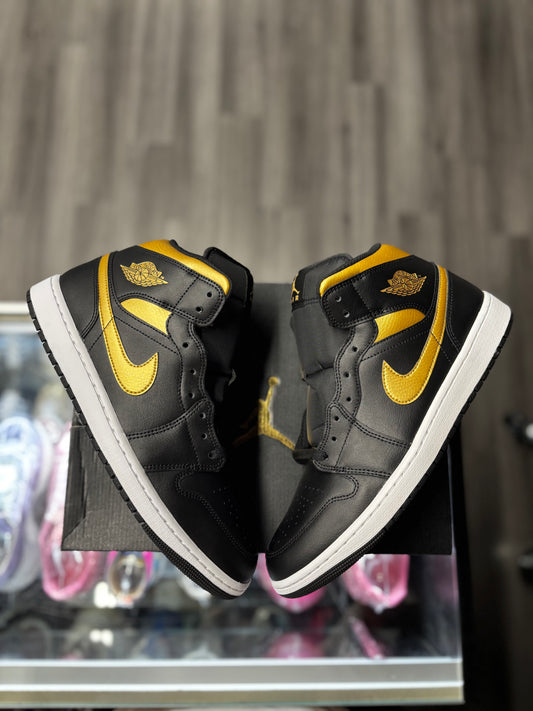 2024 Air Jordan 1 Mid "Black Metallic Gold "