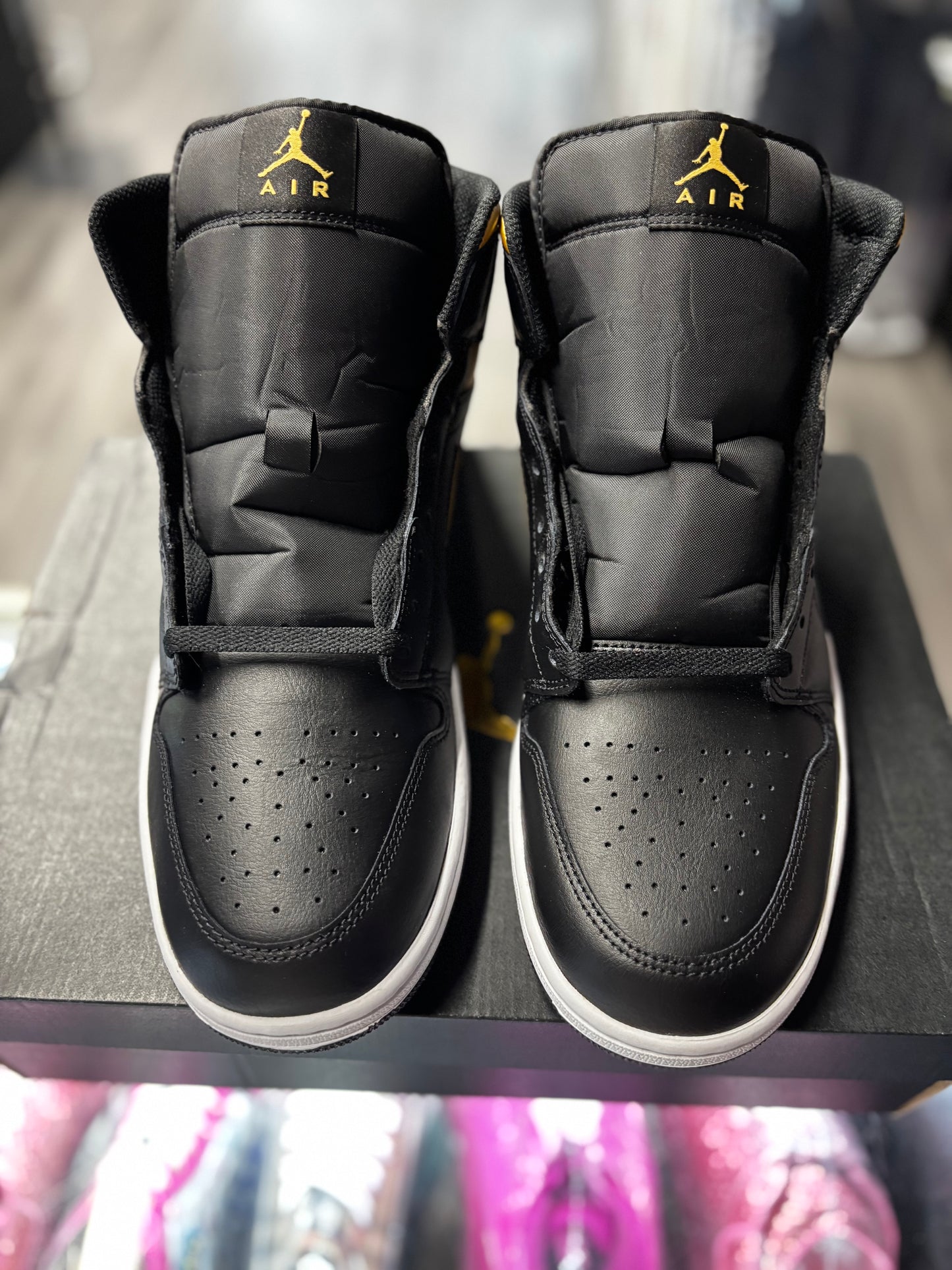 2024 Air Jordan 1 Mid "Black Metallic Gold "