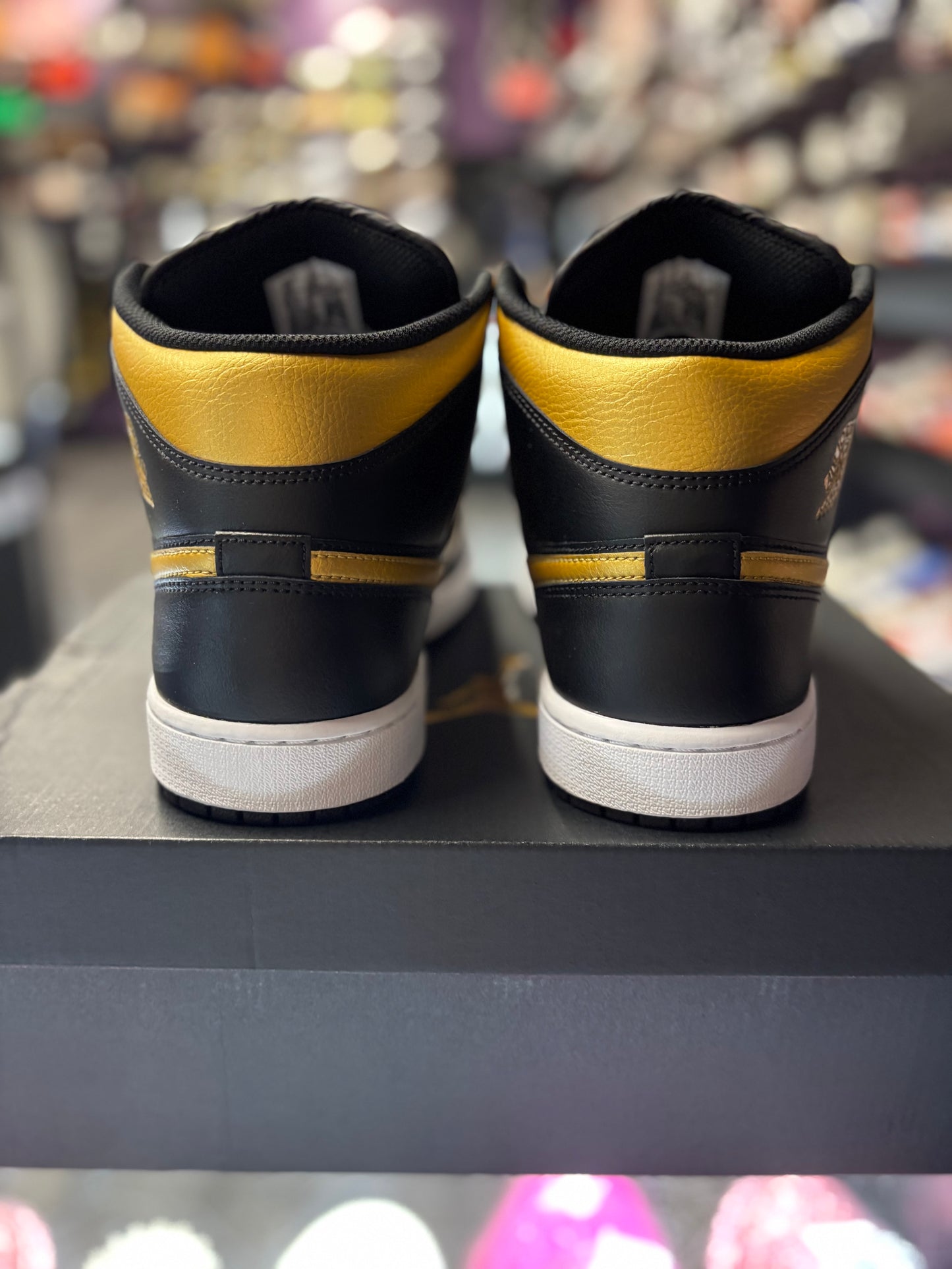 2024 Air Jordan 1 Mid "Black Metallic Gold "