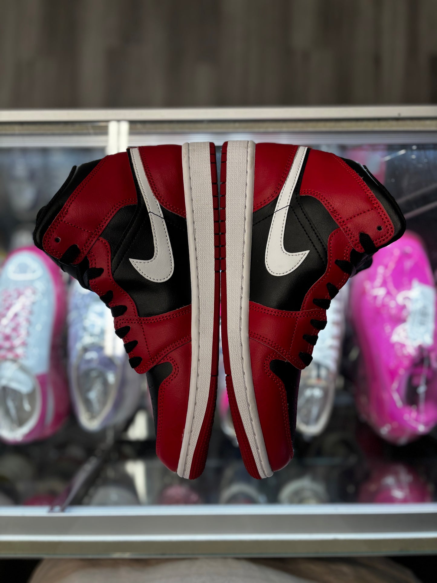 2024 Air Jordan Mid 1 "Gym Red Black White"