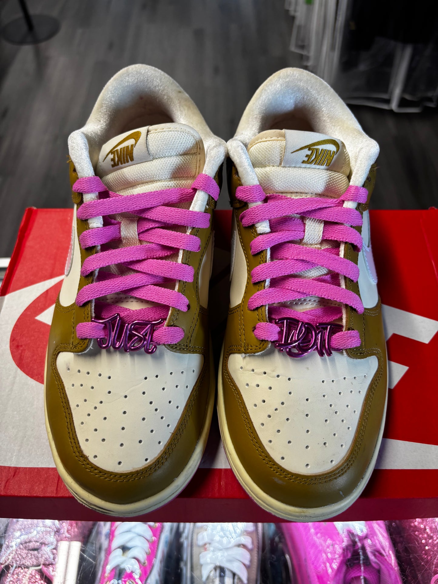 2024 Nike Dunk low SE "Just Do It Bronzine Pink" (W)