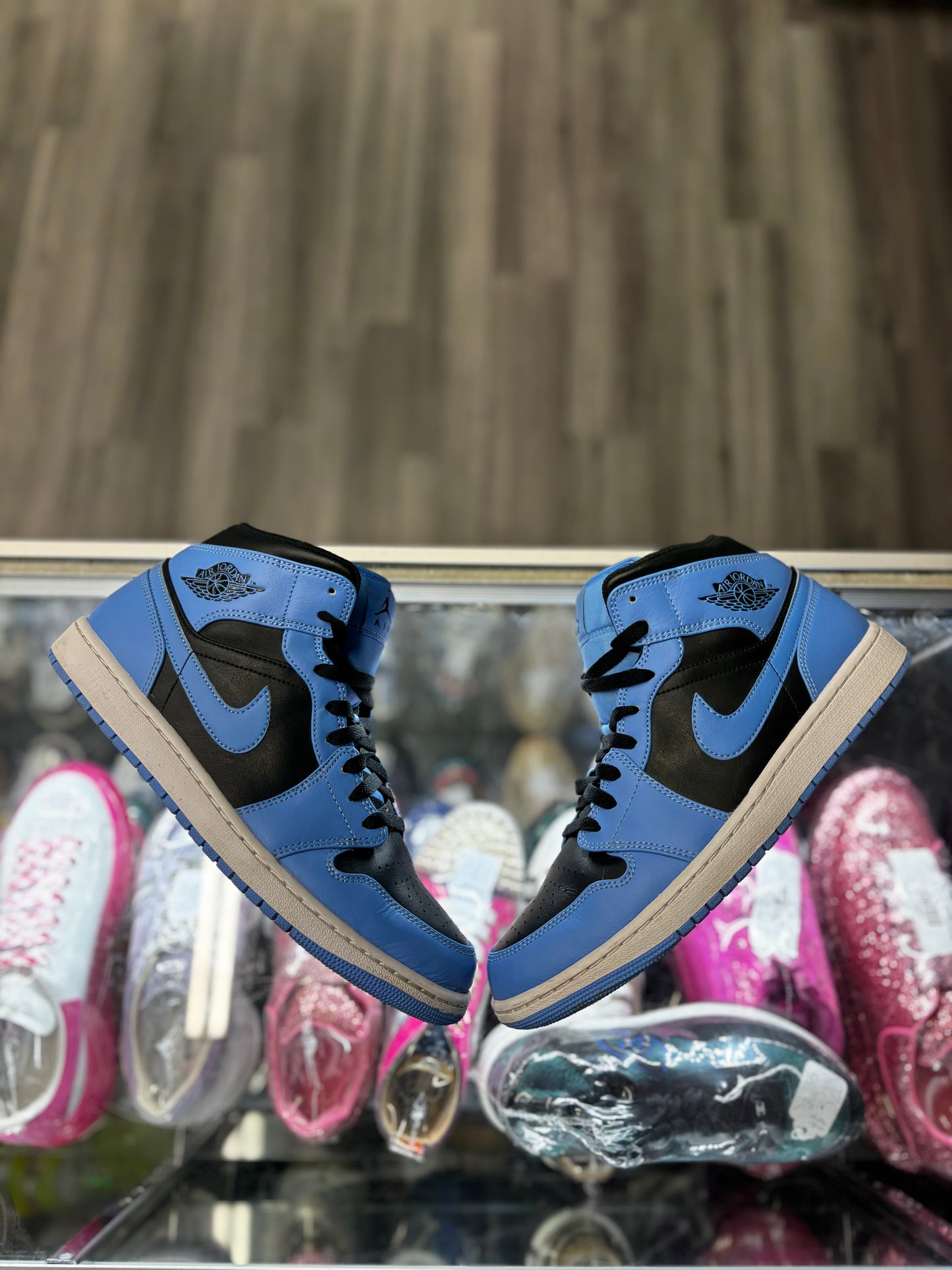 2023 Air Jordan Mid 1 "University Blue Black"