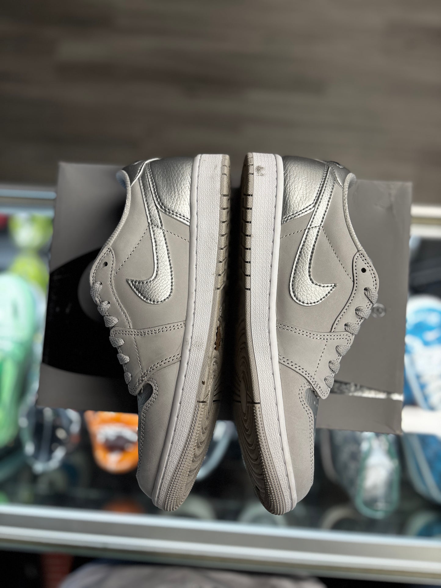 2024 Air Jordan Retro 1 Low "OG Metallic Silver"