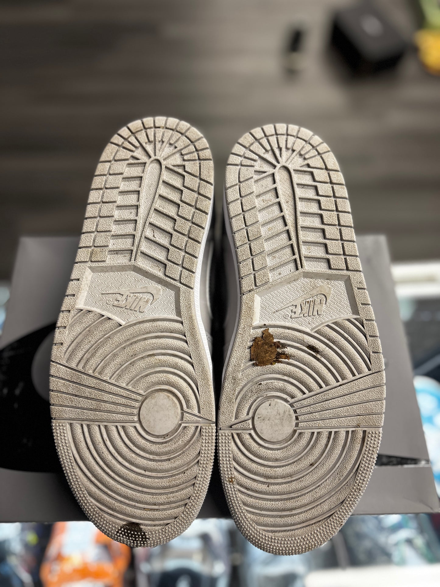 2024 Air Jordan Retro 1 Low "OG Metallic Silver"