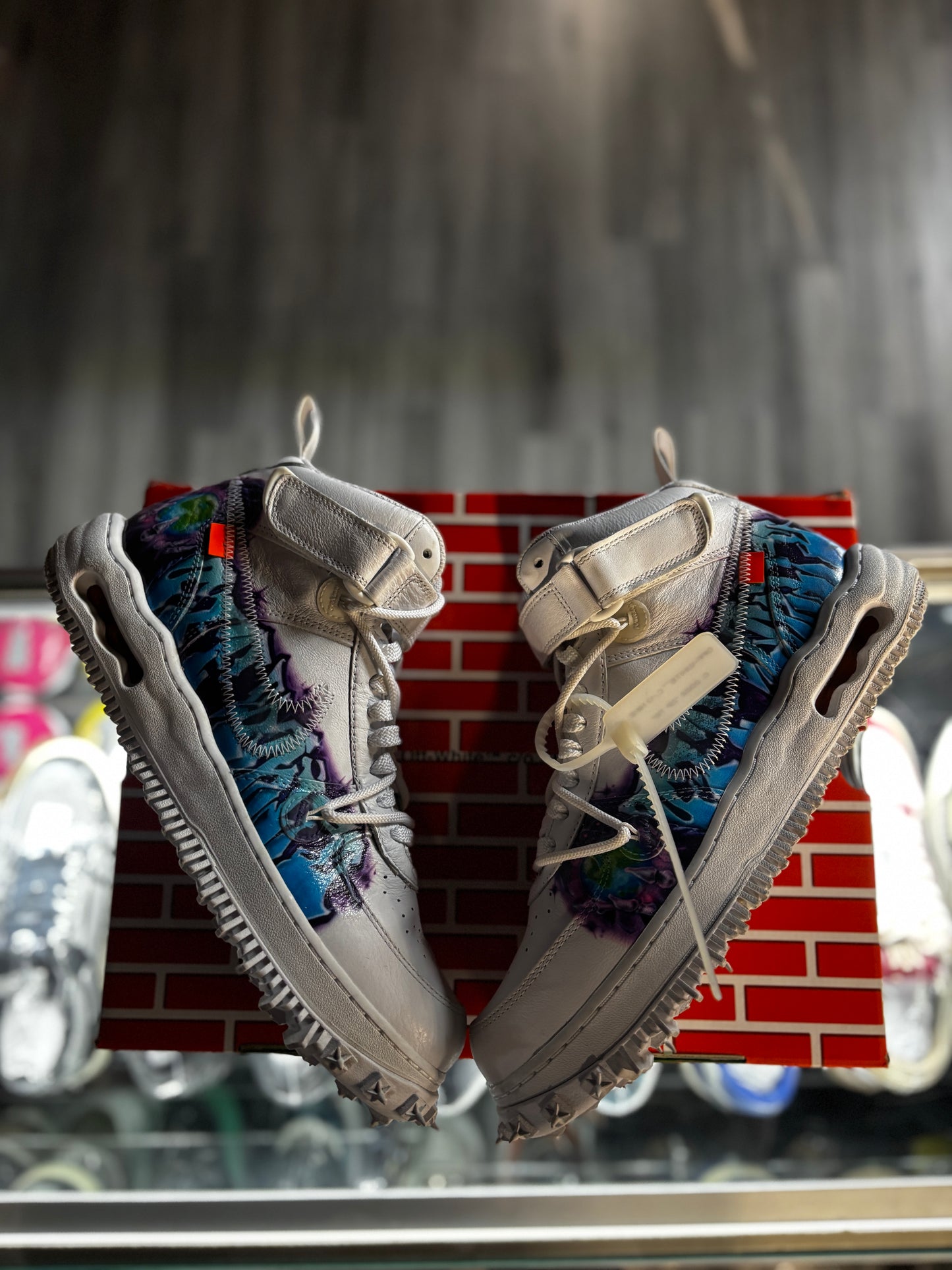 2023 Nike Off-White Air Force 1 Mid Leather "Graffiti"