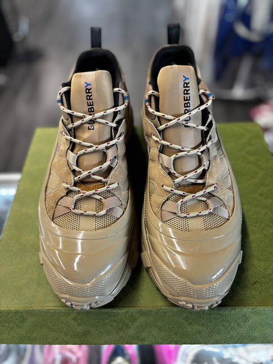 Burberry Arthur Sneaker "Biege"