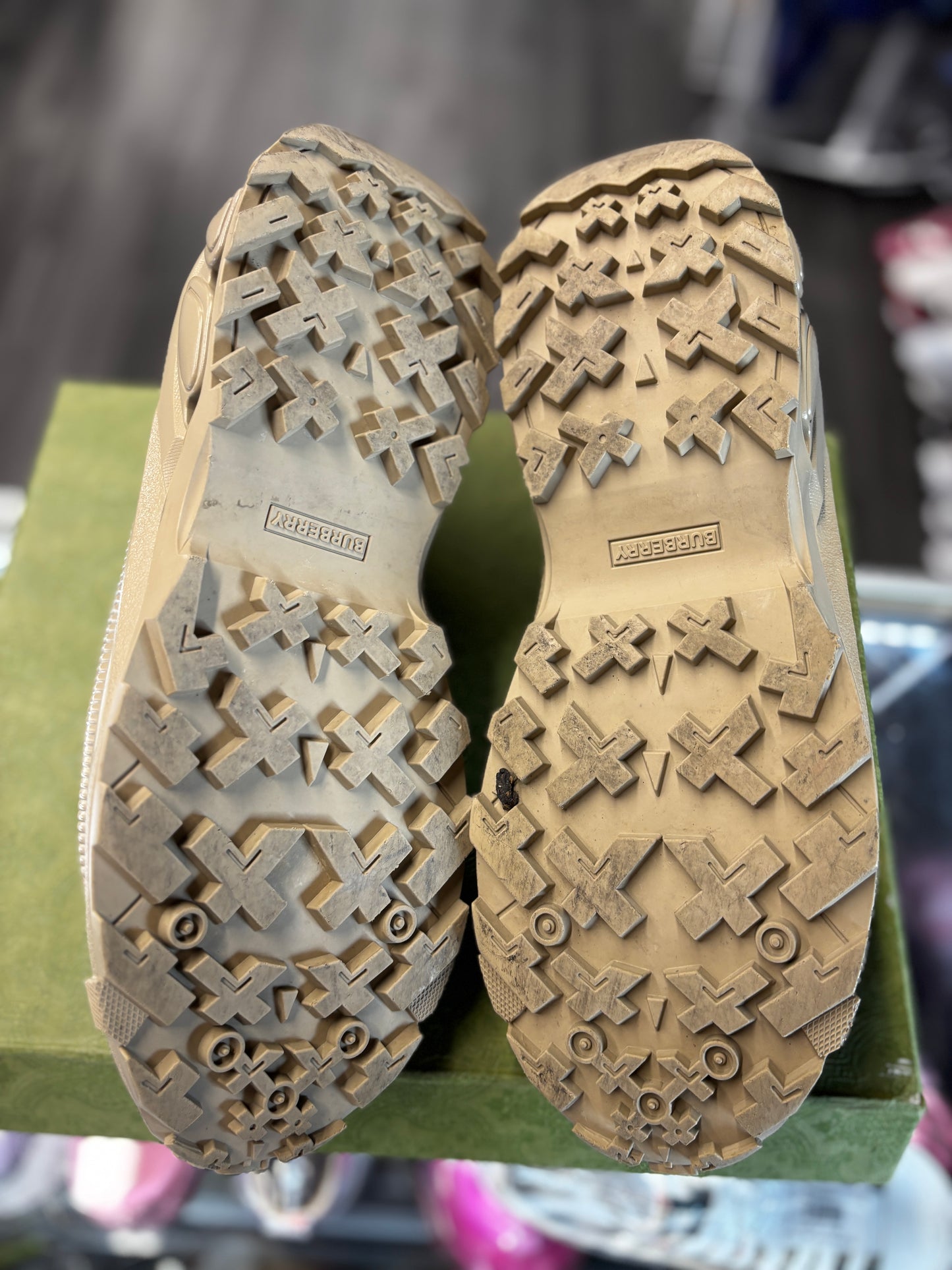 Burberry Arthur Sneaker "Biege"