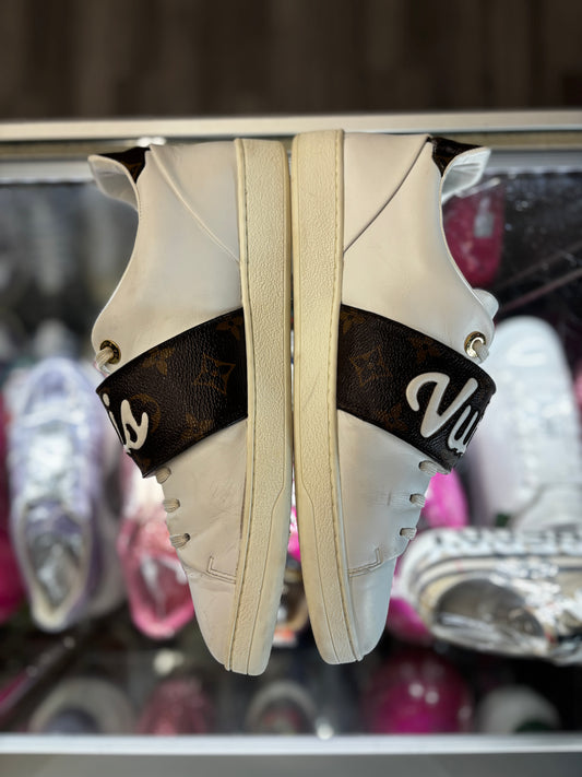 Louis Vuitton Front Row "White/Brown Monogram"