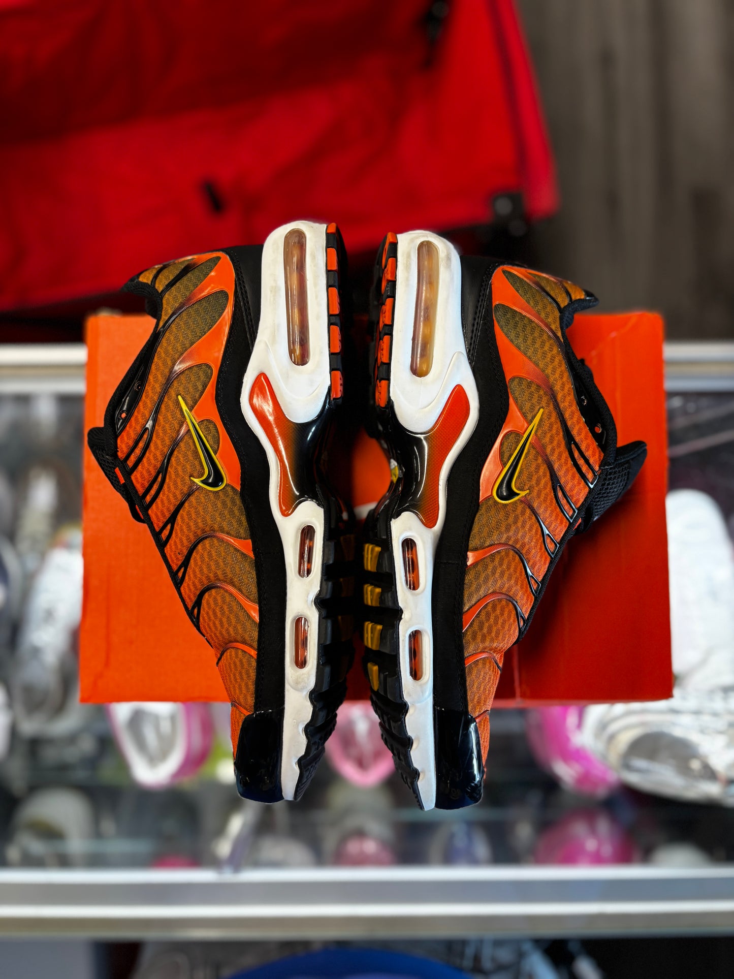 2022 Nike Air Max Plus "Safety Orange Black"