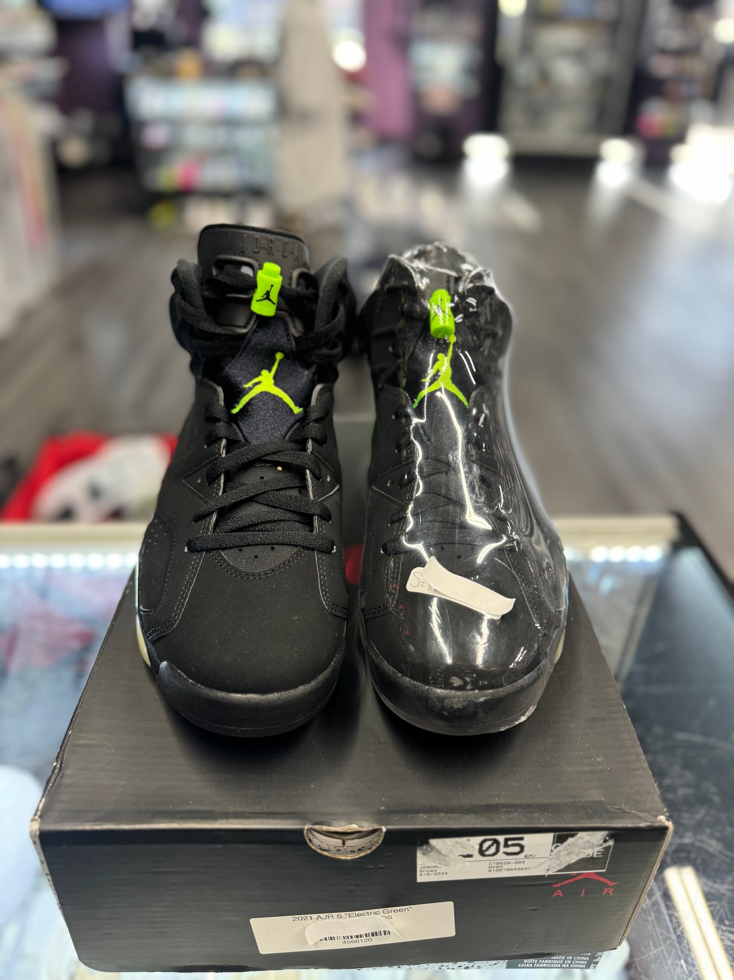 2021 Air Jordan Retro 6 "Electric Green"