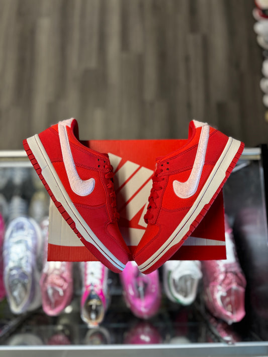 2024 Nike Dunk Low "Valentine's Day" (GS)