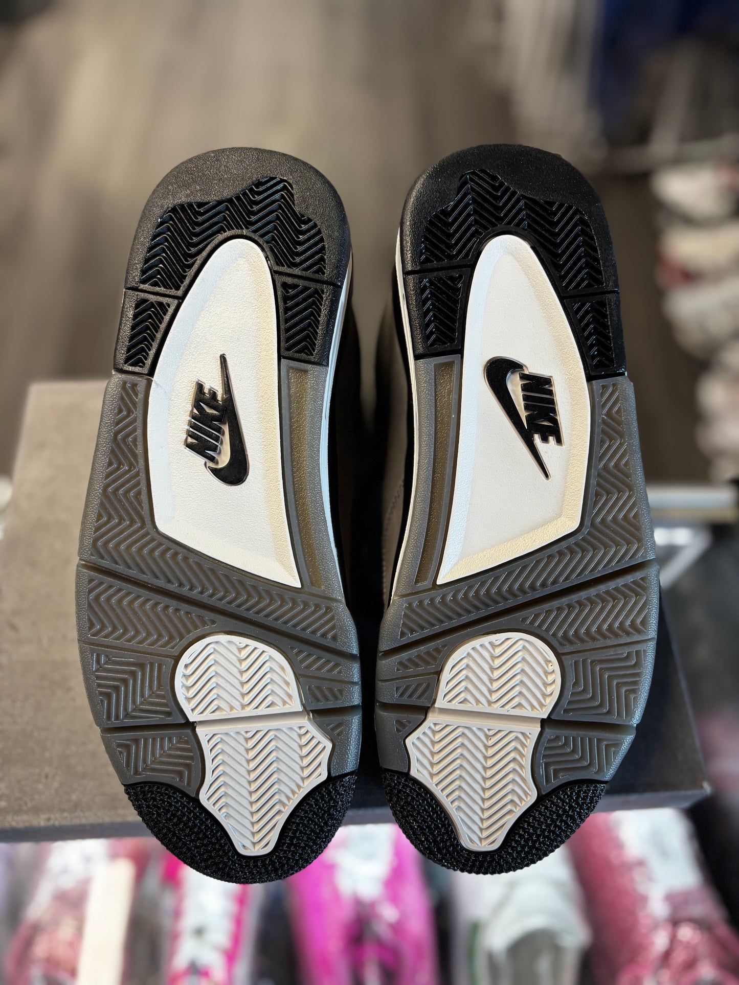 2025 Air Jordan Retro 4 "Cave Stone"
