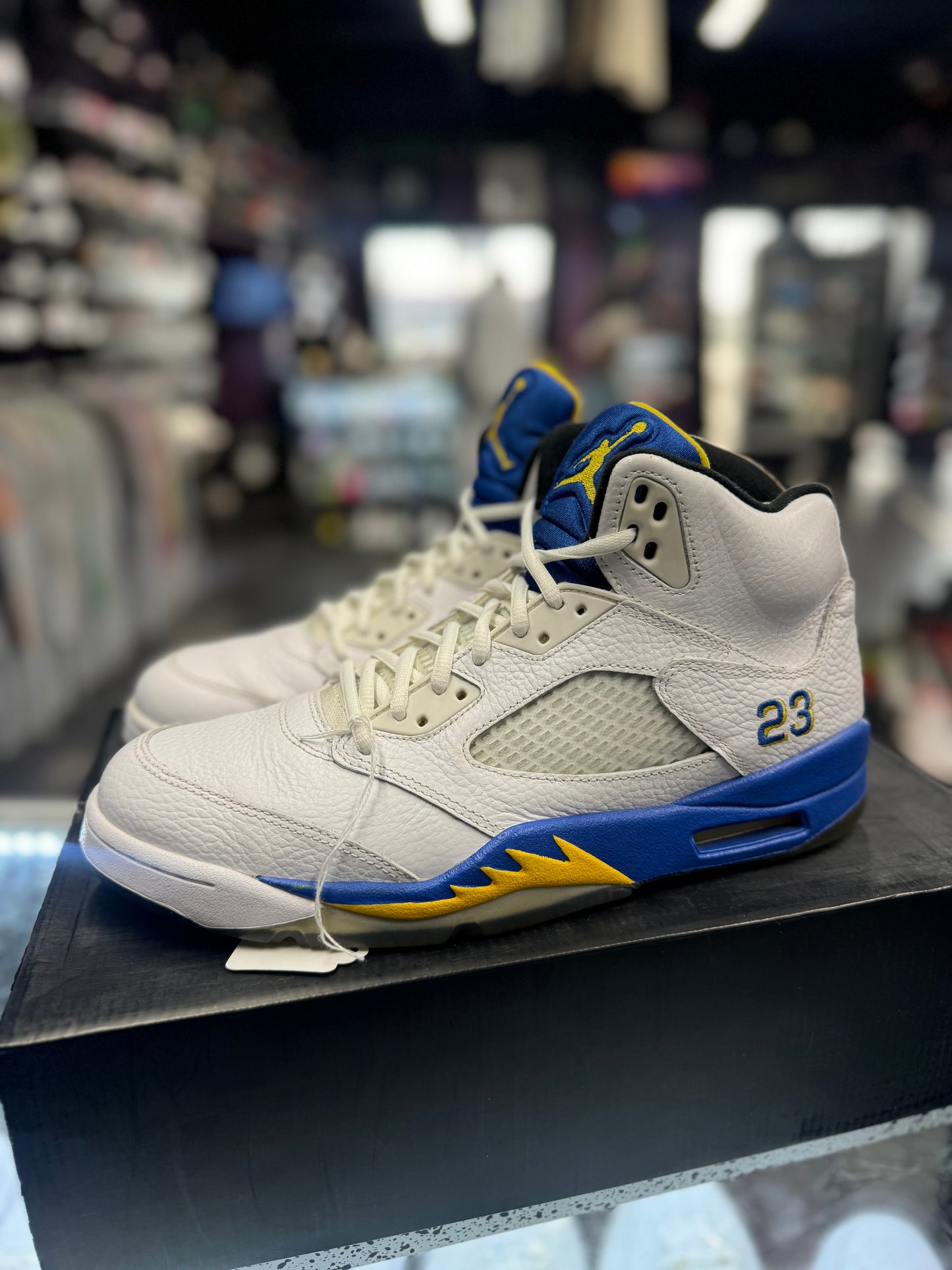 2013 Air Jordan Retro 5 "Laney"
