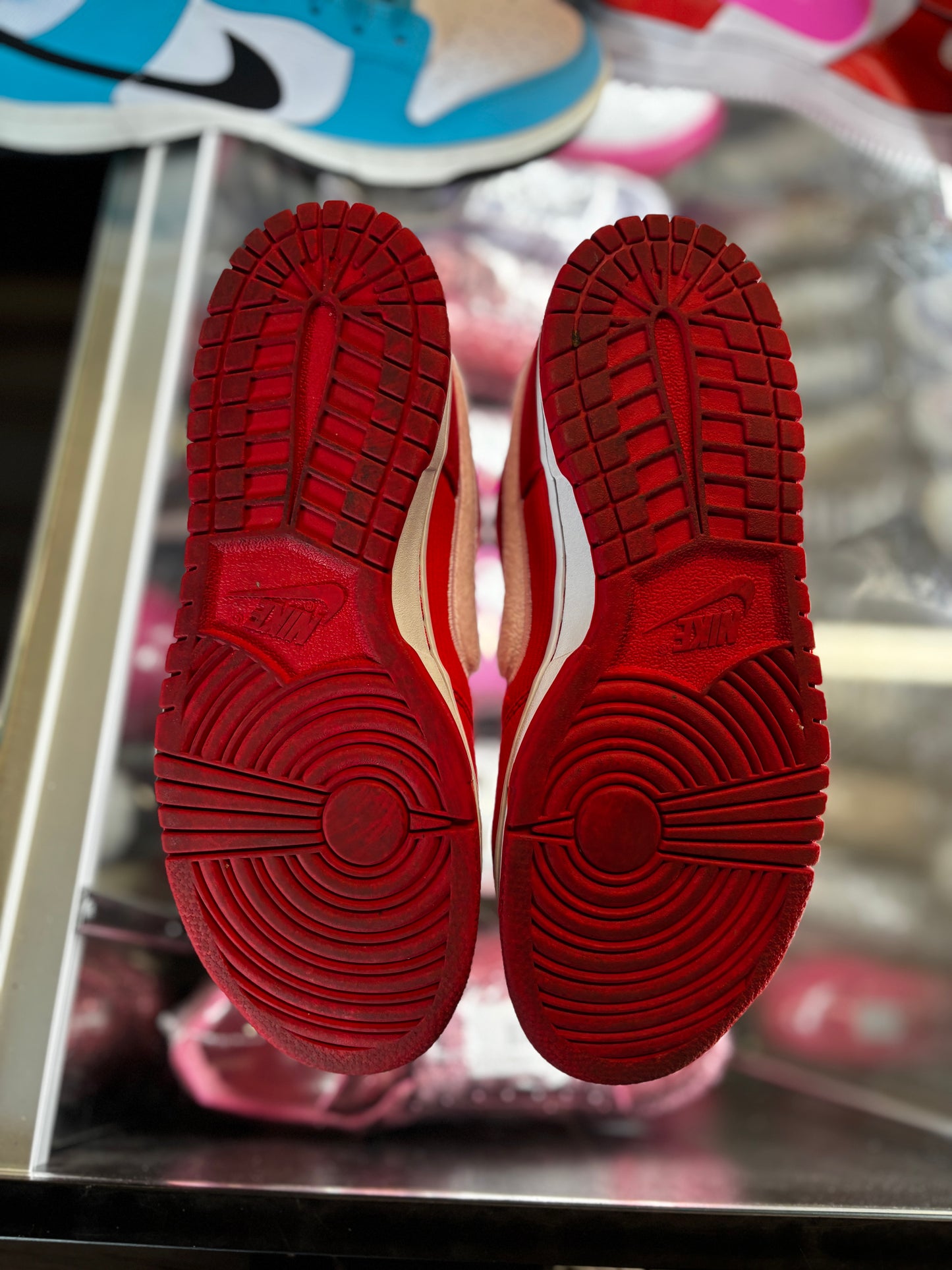2024 Nike Dunk Low "Valentine's Day" (GS)