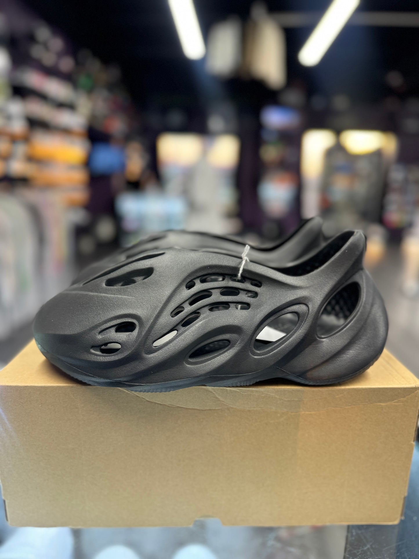 2022/2024 Adidas Yeezy Foam RNR "Onyx"