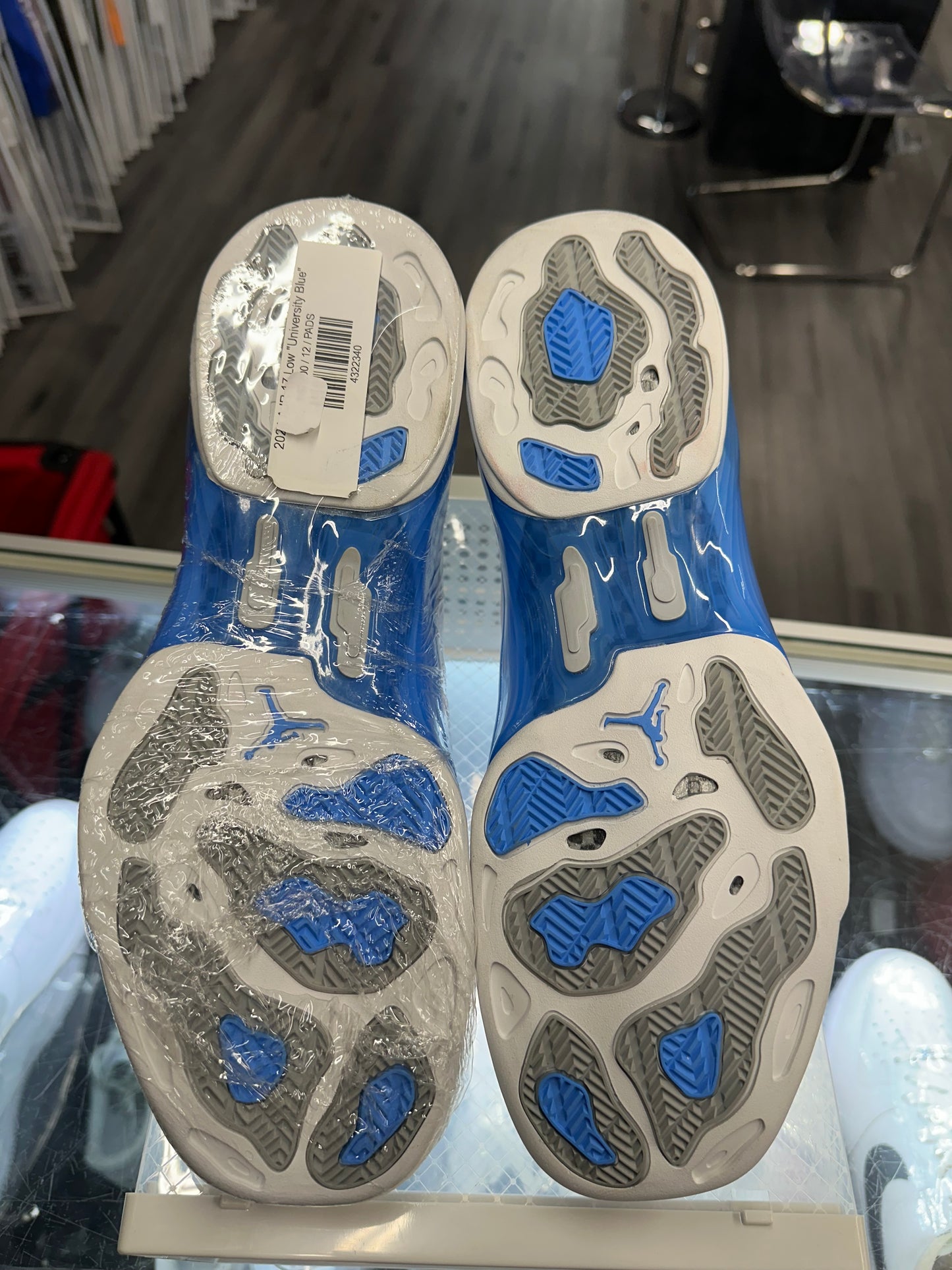 2024 Air Jordan Retro 17 Low "University Blue"