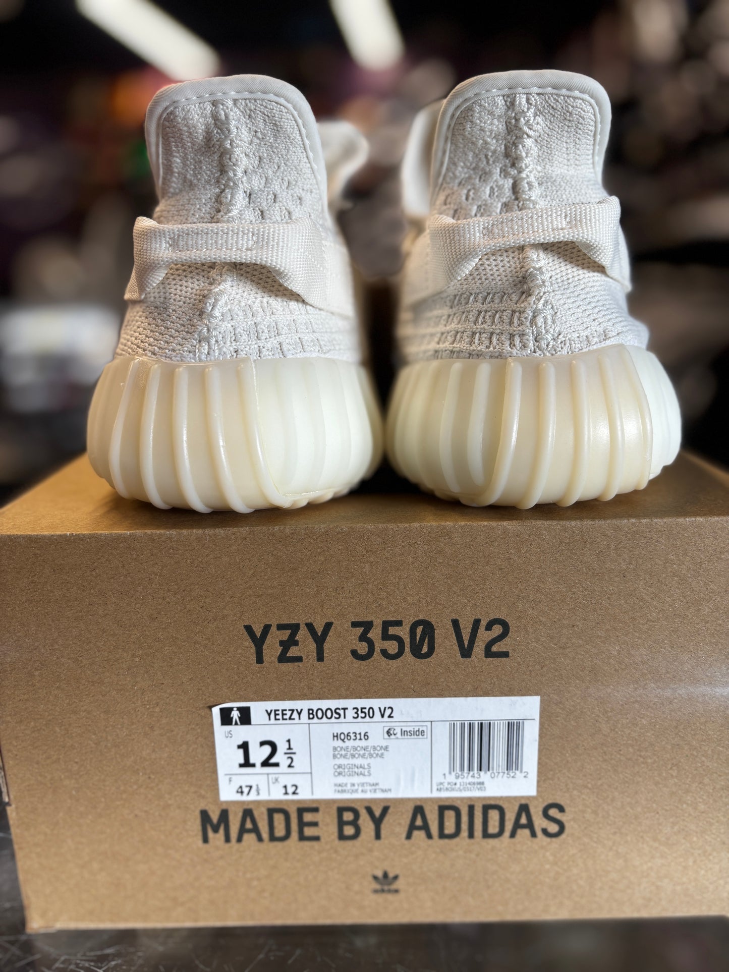 2022 Adidas Yeezy Boost 350 "Bone"