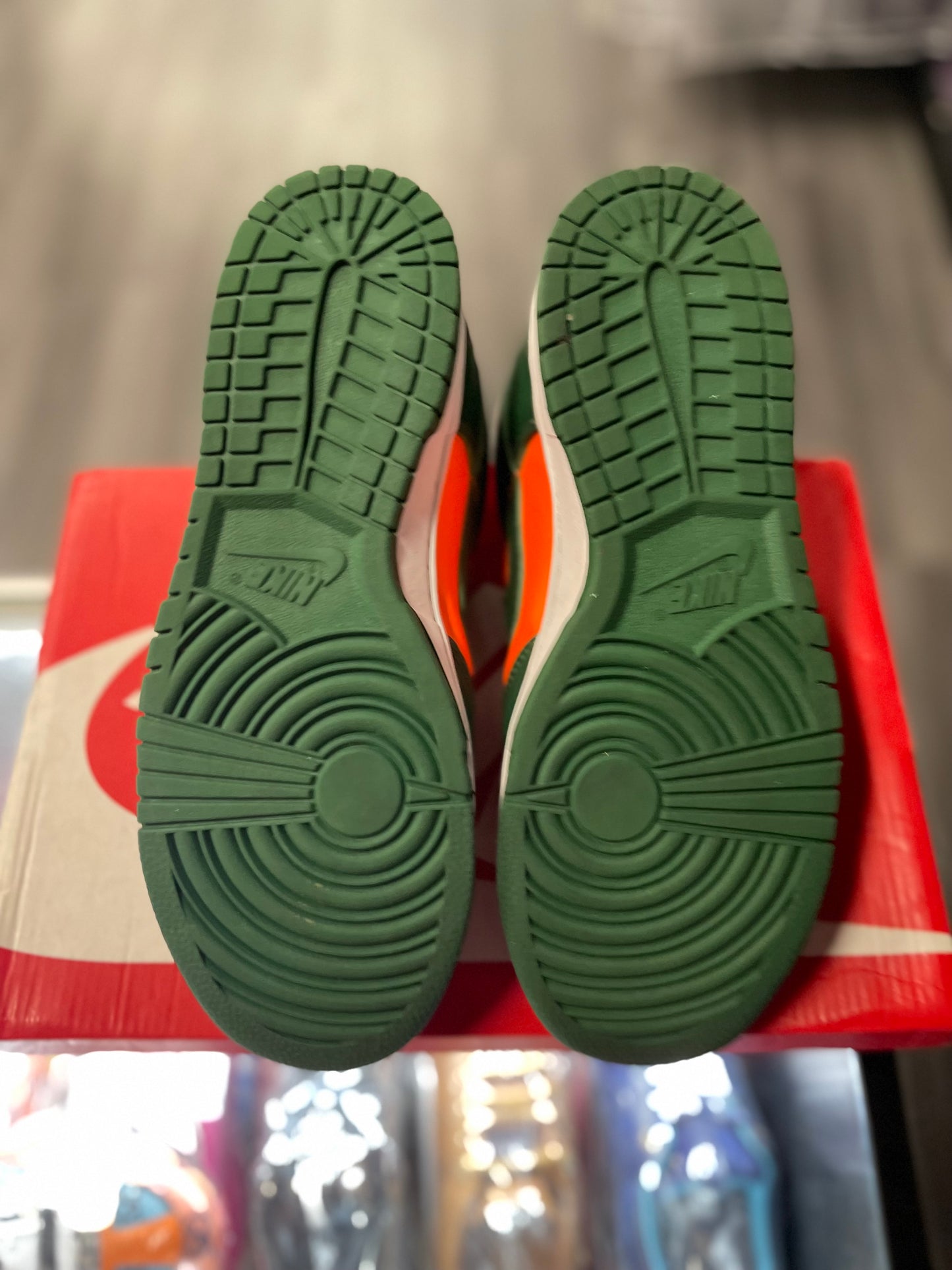 2022 Nike Dunk Low "Miami"