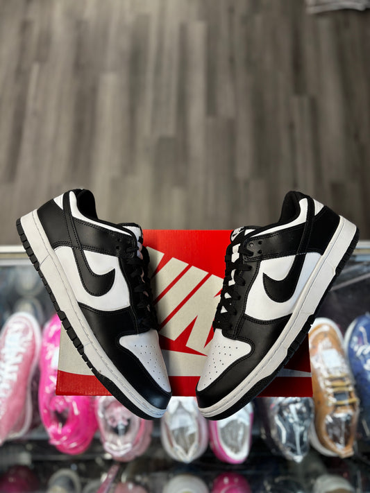 2021 Nike Dunk Low "Panda"