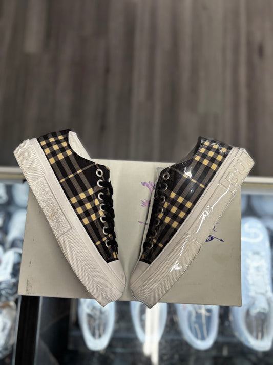 Burberry Check "Black Calico" (W)