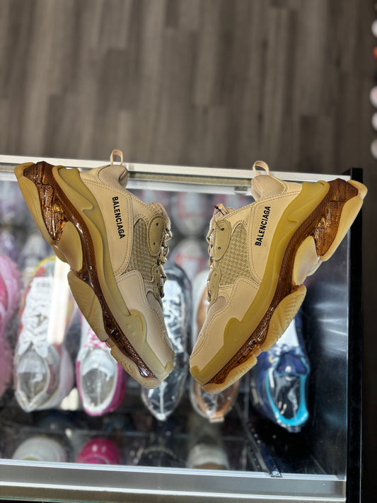 Balenciaga Triple S "Beige"