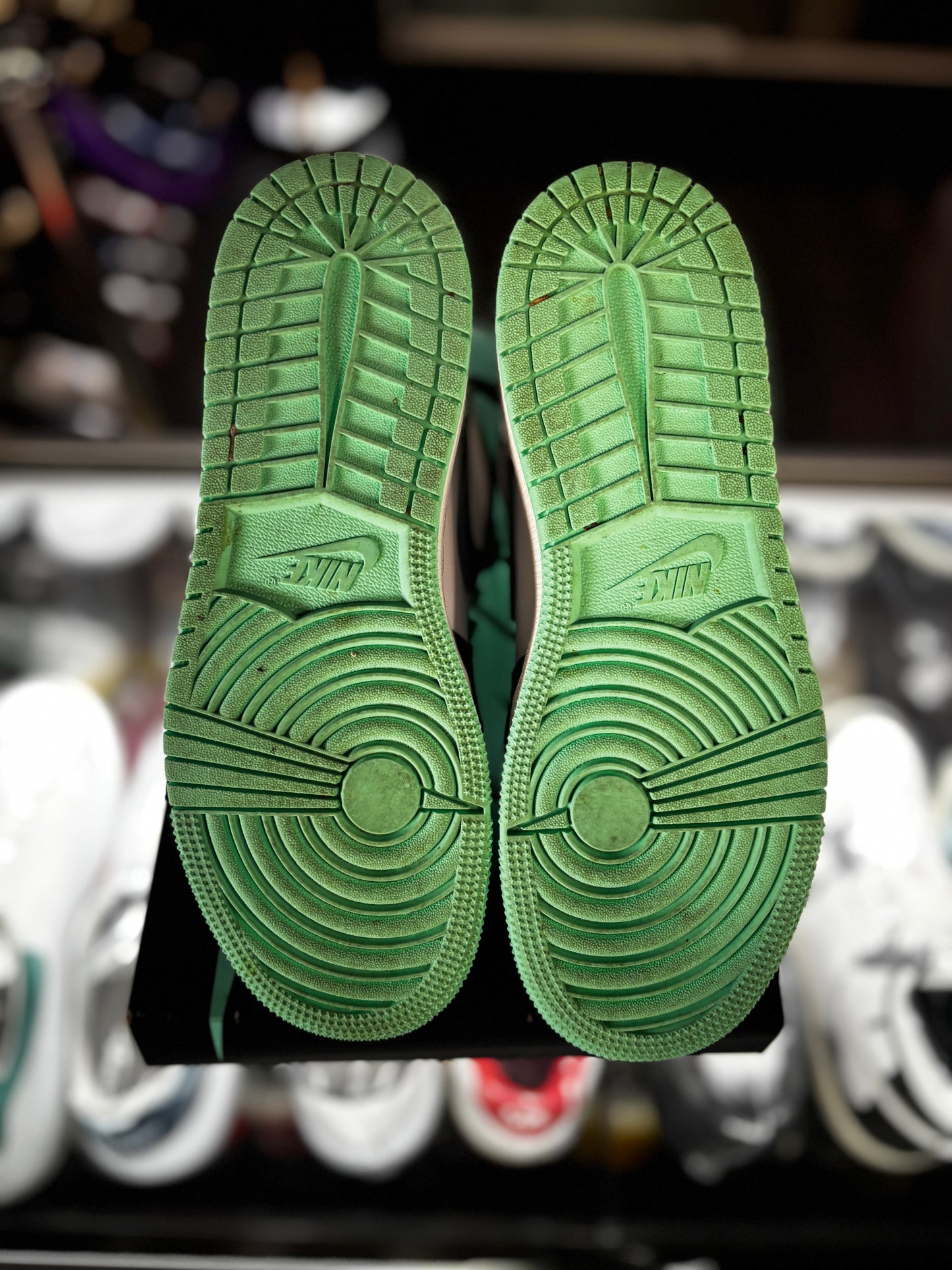 2024 AJR 1 High OG "Glow Green" (GS)