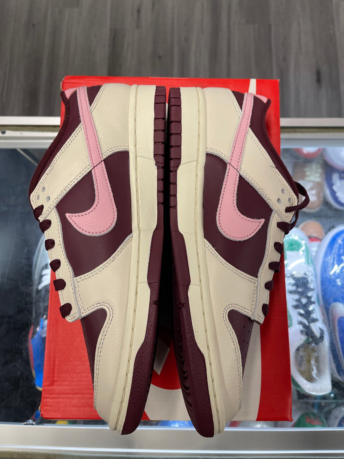 2023 Nike Dunk Low "Valentine's Day"