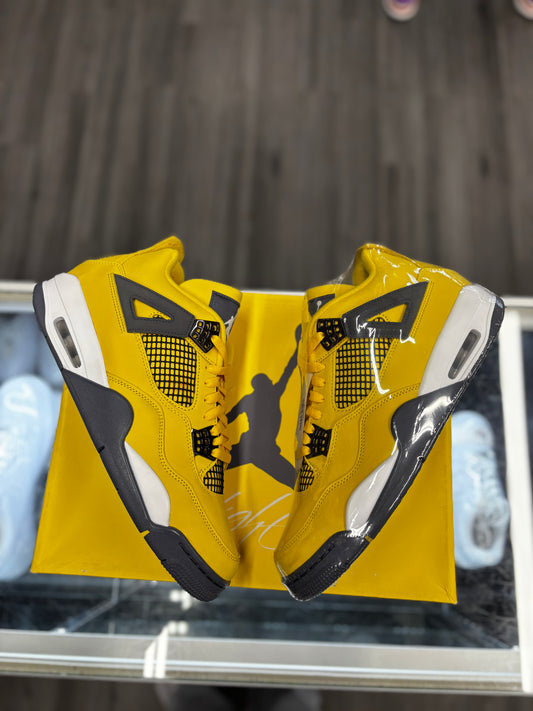2021 Air Jordan Retro 4 "Lightning"