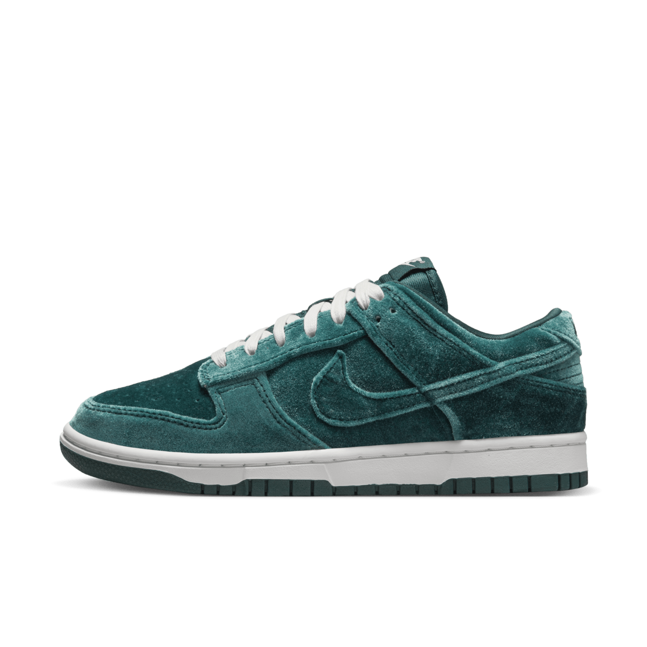 2022 Nike Dunk Low "Velvet Teal" (W)