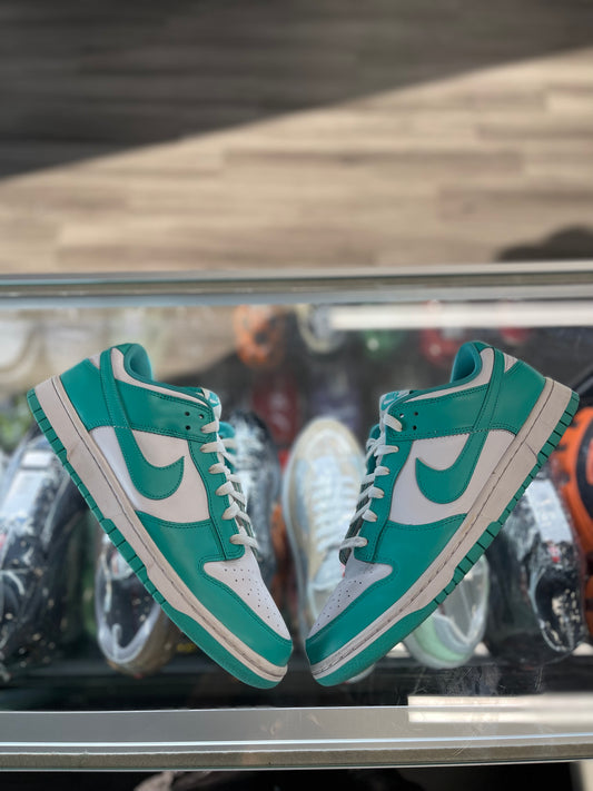 2023 Nike Dunk Low "Clear Jade"