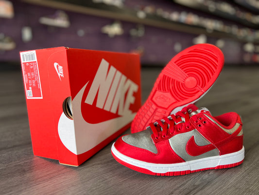 2023 Nike Dunk low "UNLV Satin" (W)
